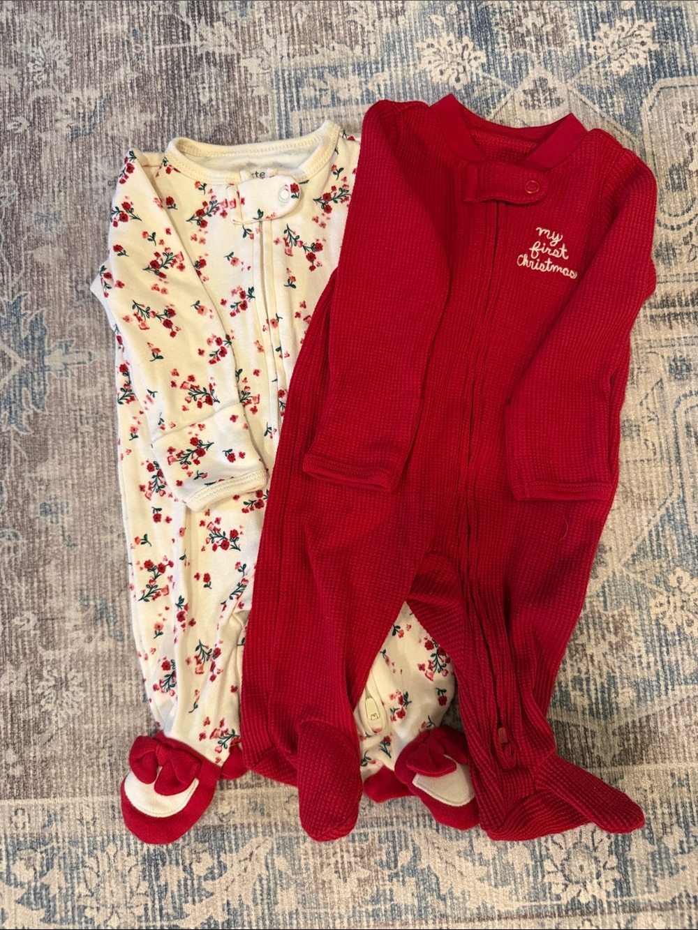 Set of 2 Carters Footie Pajamas size NB